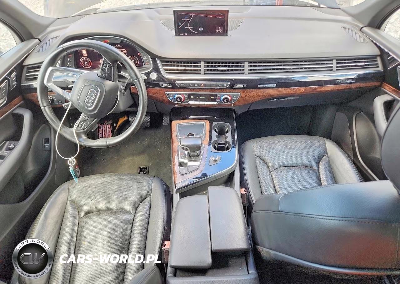 2017 Audi Q7 Premium Plus VIN:WA1LAAF70HD013270 - 8