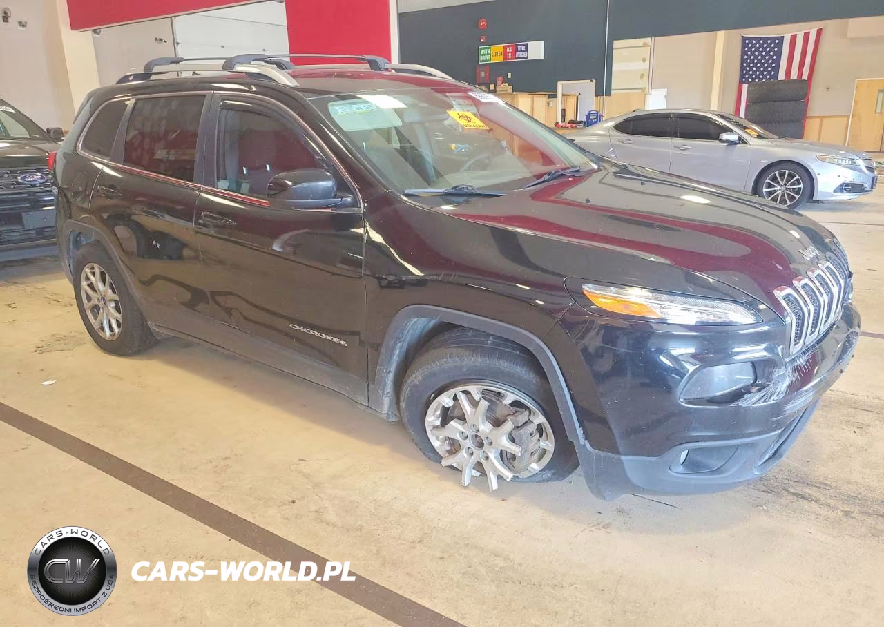 2017 Jeep Cherokee Latitude VIN:1C4PJMCB8HW600628 - 4