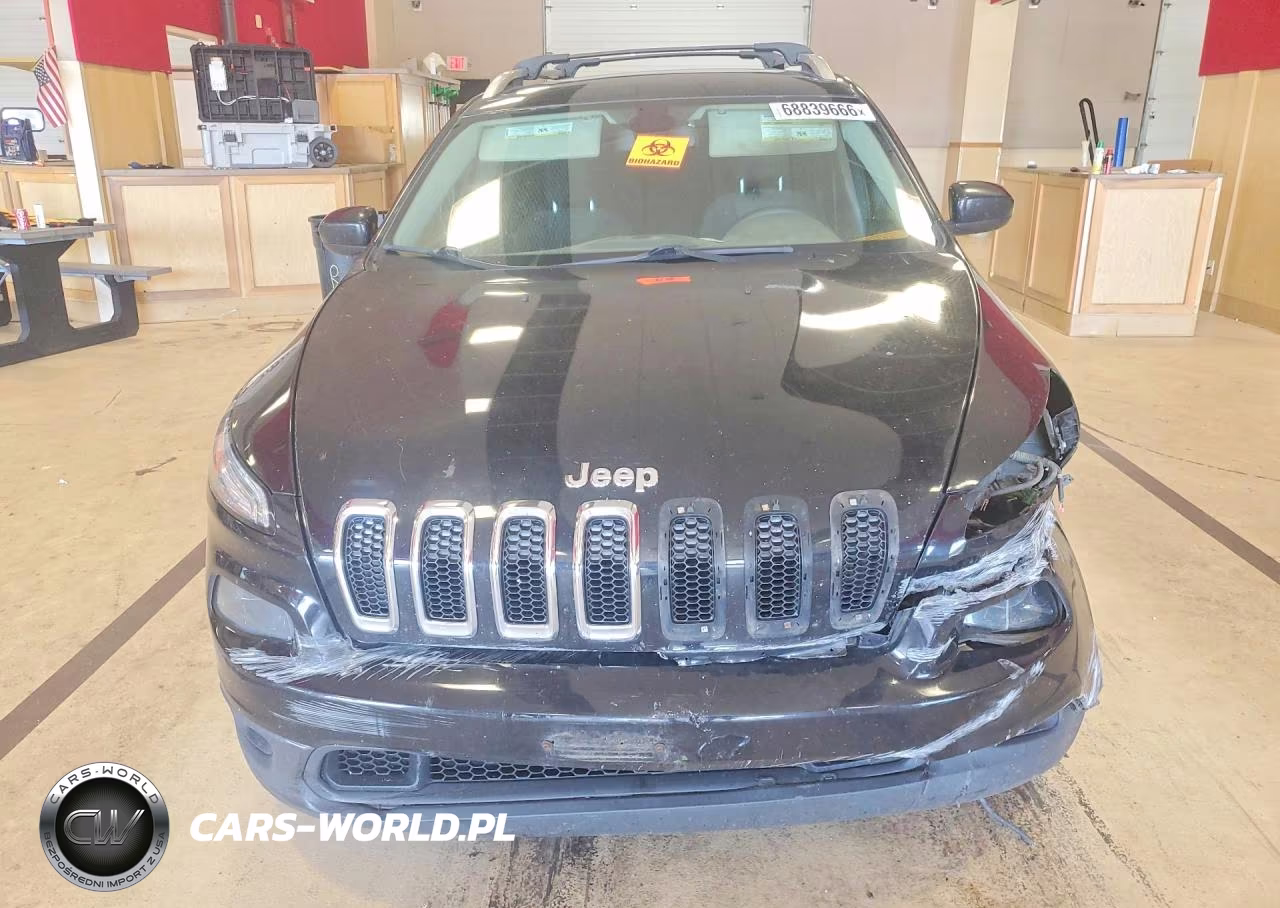 2017 Jeep Cherokee Latitude VIN:1C4PJMCB8HW600628 - 5