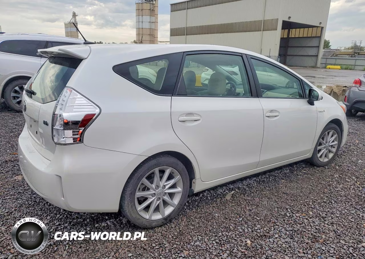 2013 Toyota Prius V Five VIN:JTDZN3EU7D3191233 - 3