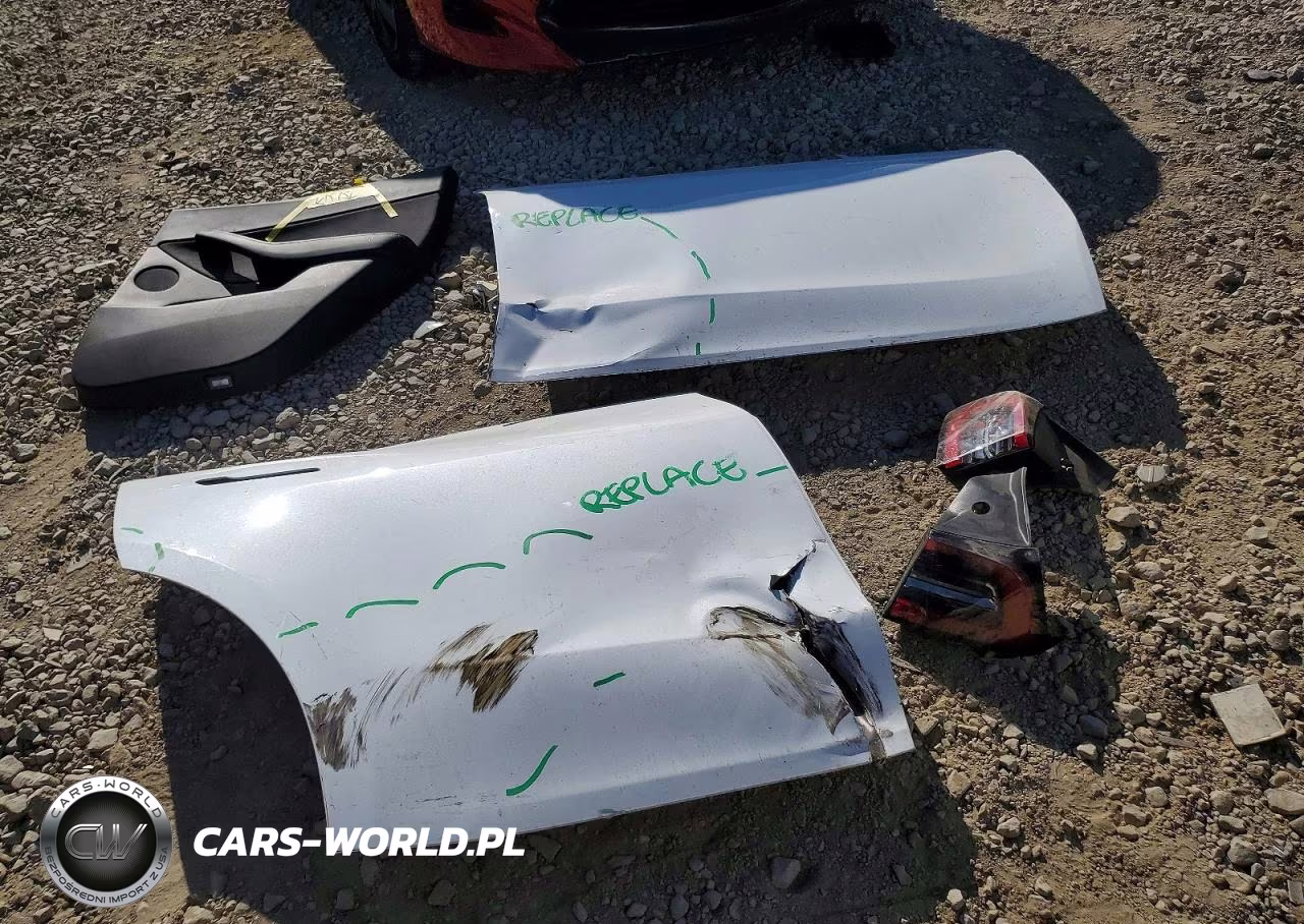 2022 Tesla Model Y VIN:7SAYGDEE8NF434026 - 13