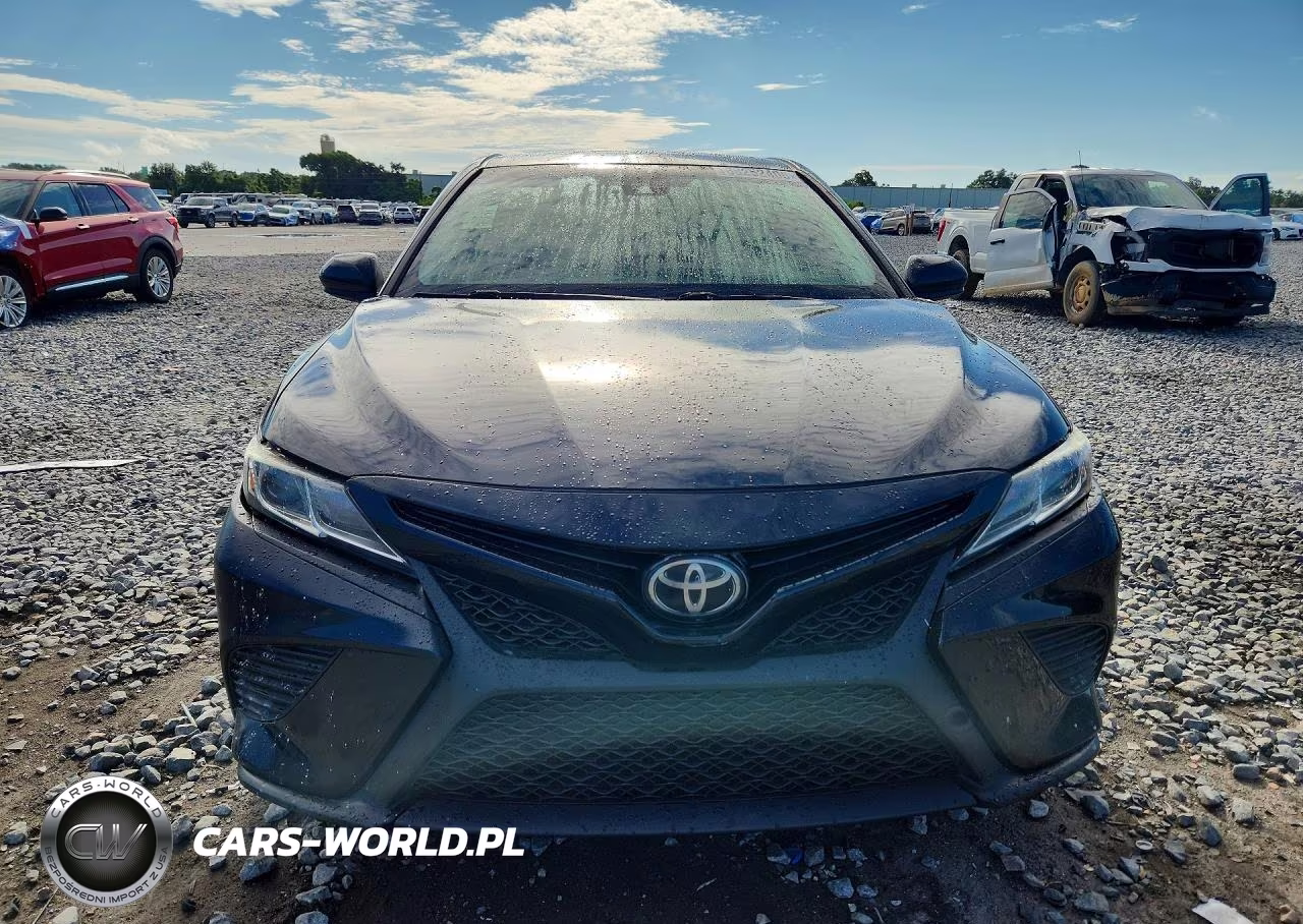 2018 Toyota Camry Se VIN:4T1B11HK8JU655563 - 5