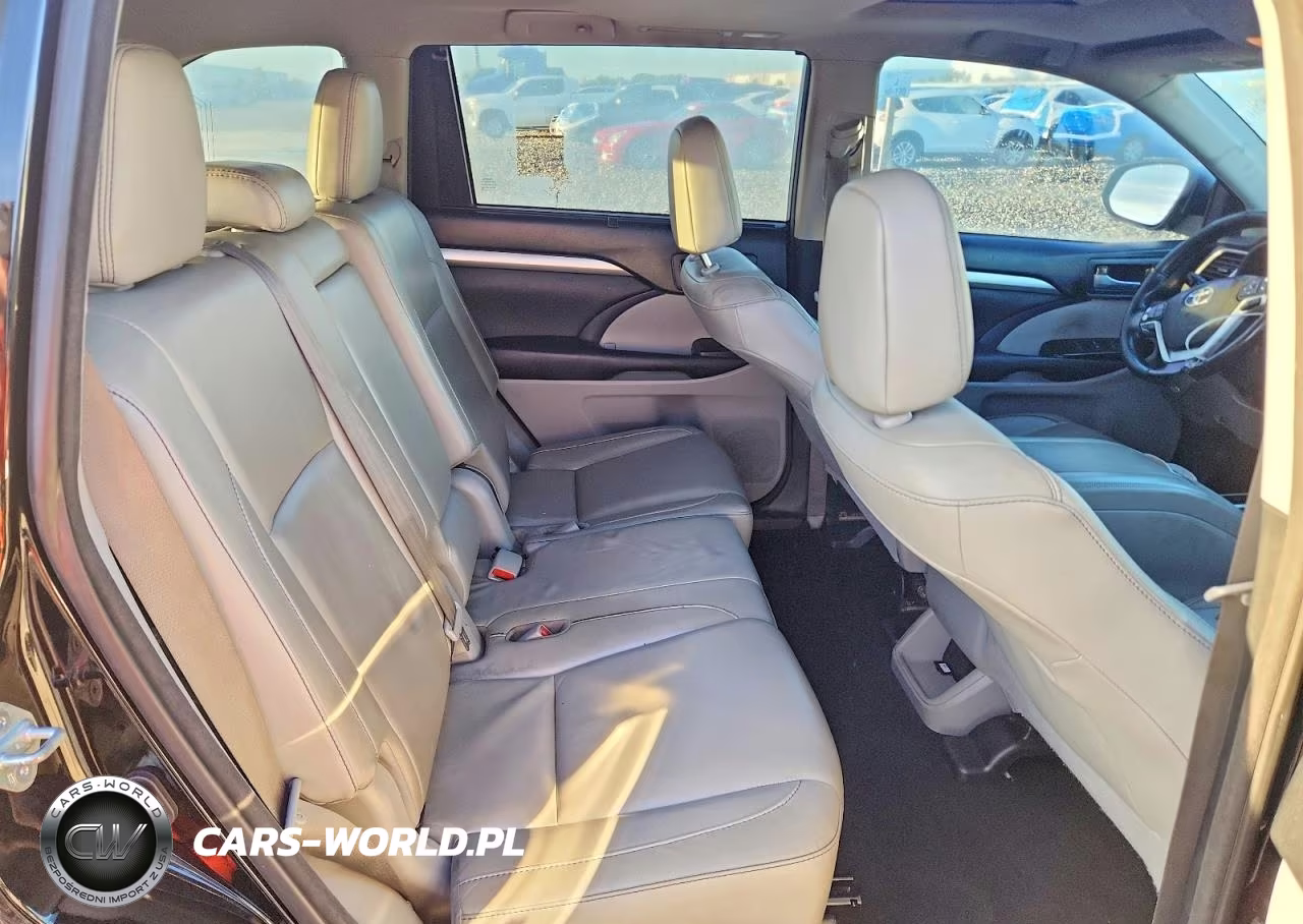 2018 Toyota Highlander Xle VIN:5TDKZRFH6JS546929 - 11