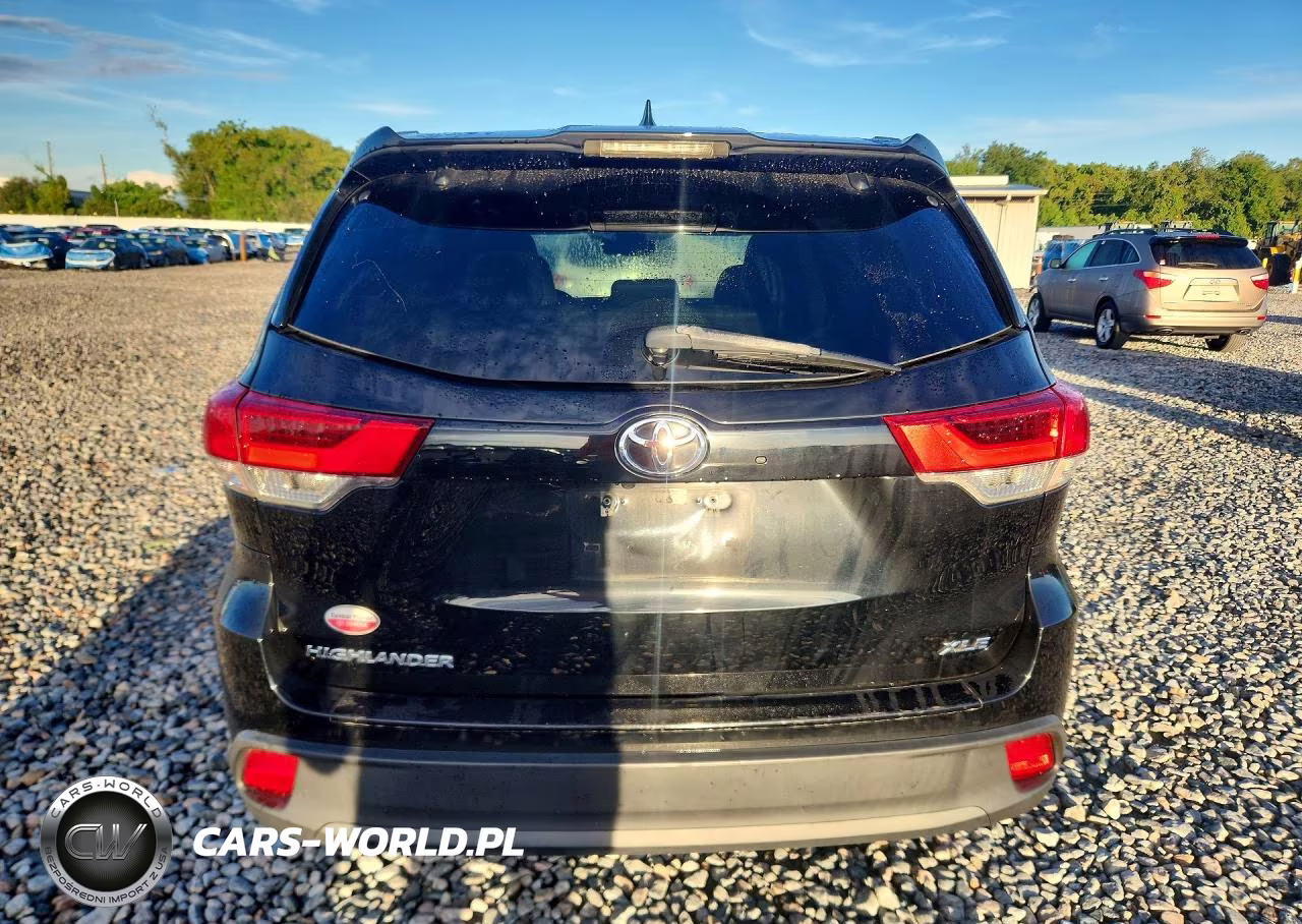 2018 Toyota Highlander Xle VIN:5TDKZRFH6JS546929 - 6