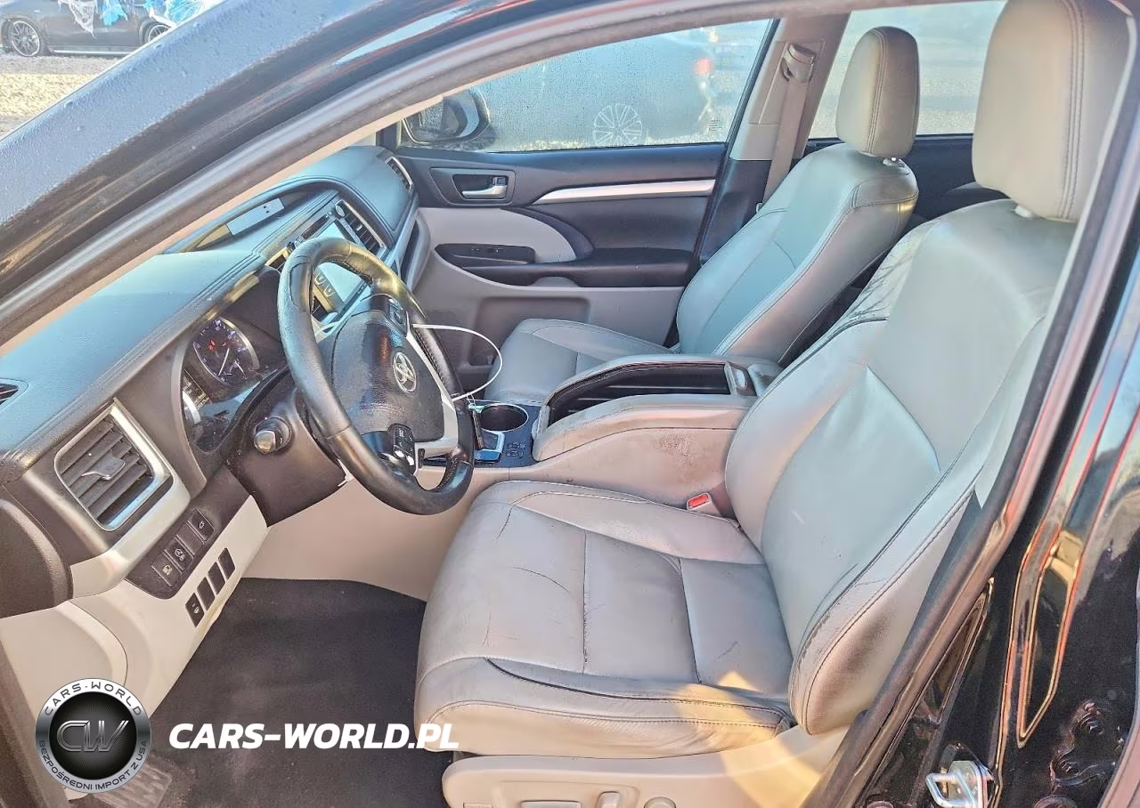 2018 Toyota Highlander Xle VIN:5TDKZRFH6JS546929 - 7