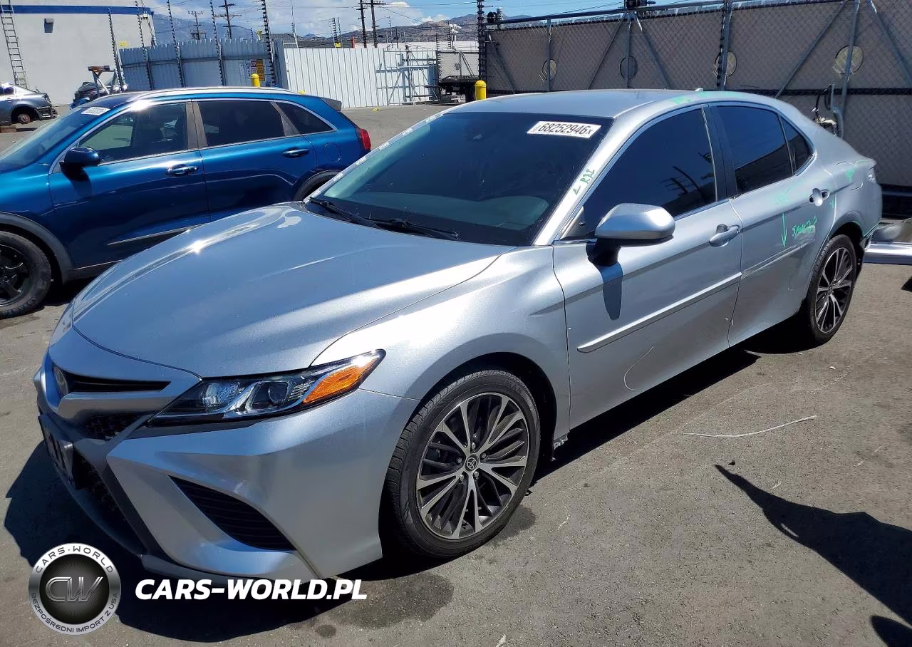 2020 Toyota Camry Se