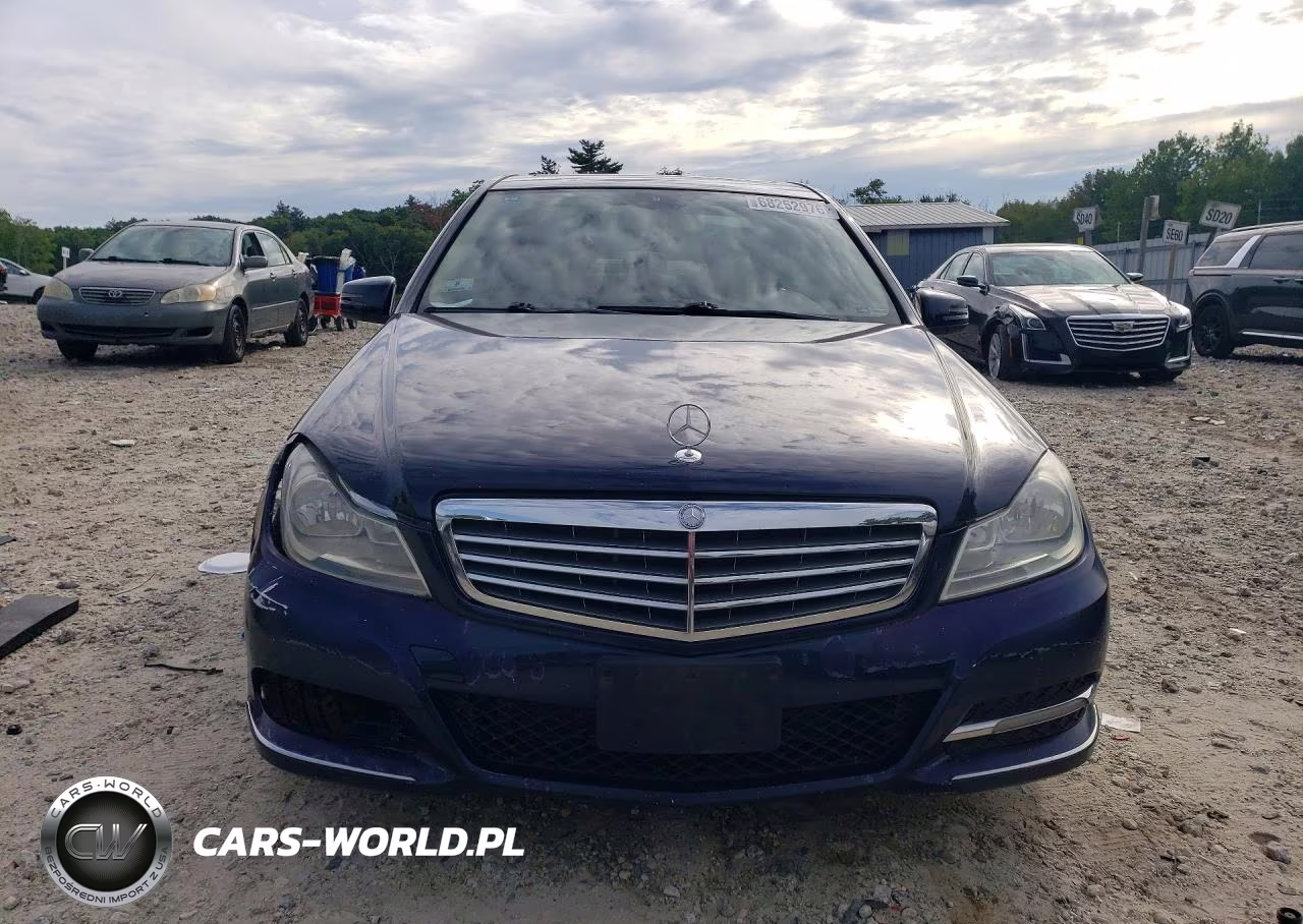 2012 Mercedes-Benz C 300 4Matic VIN:WDDGF8BB0CR229231 - 5