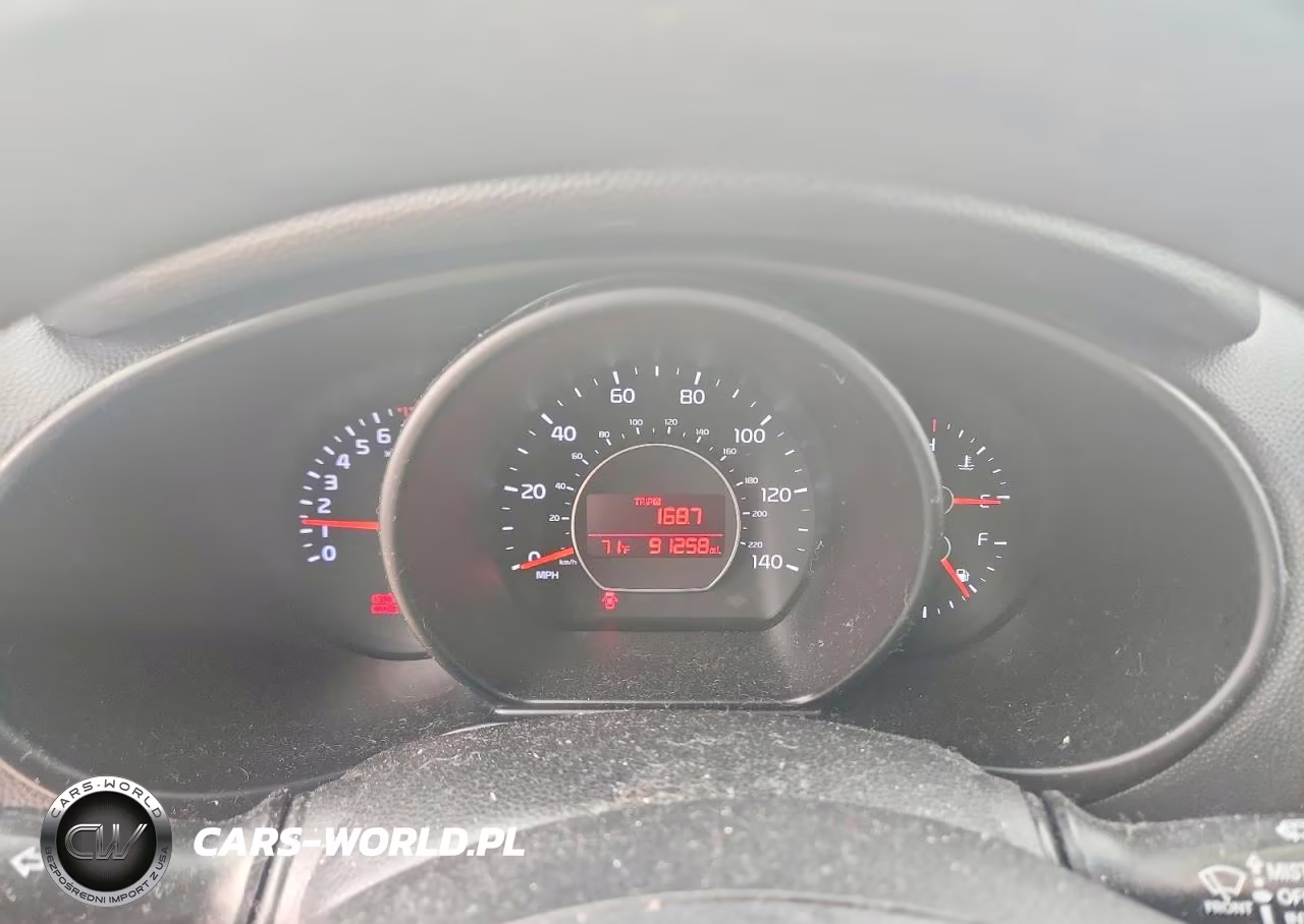 2014 Kia Soul Base VIN:KNDJN2A24E7705884 - 9