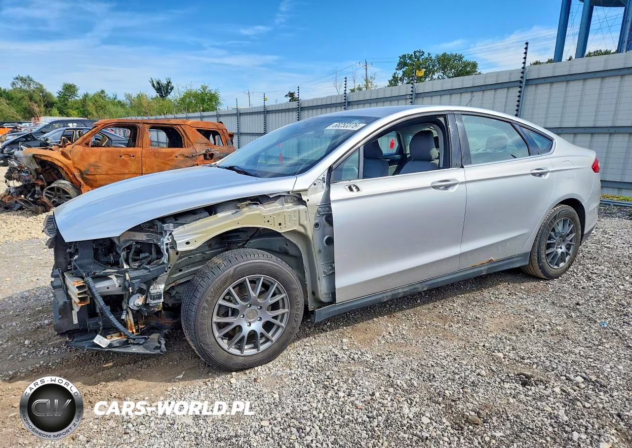 2016 Ford Fusion S – zdjęcie 1 z 12