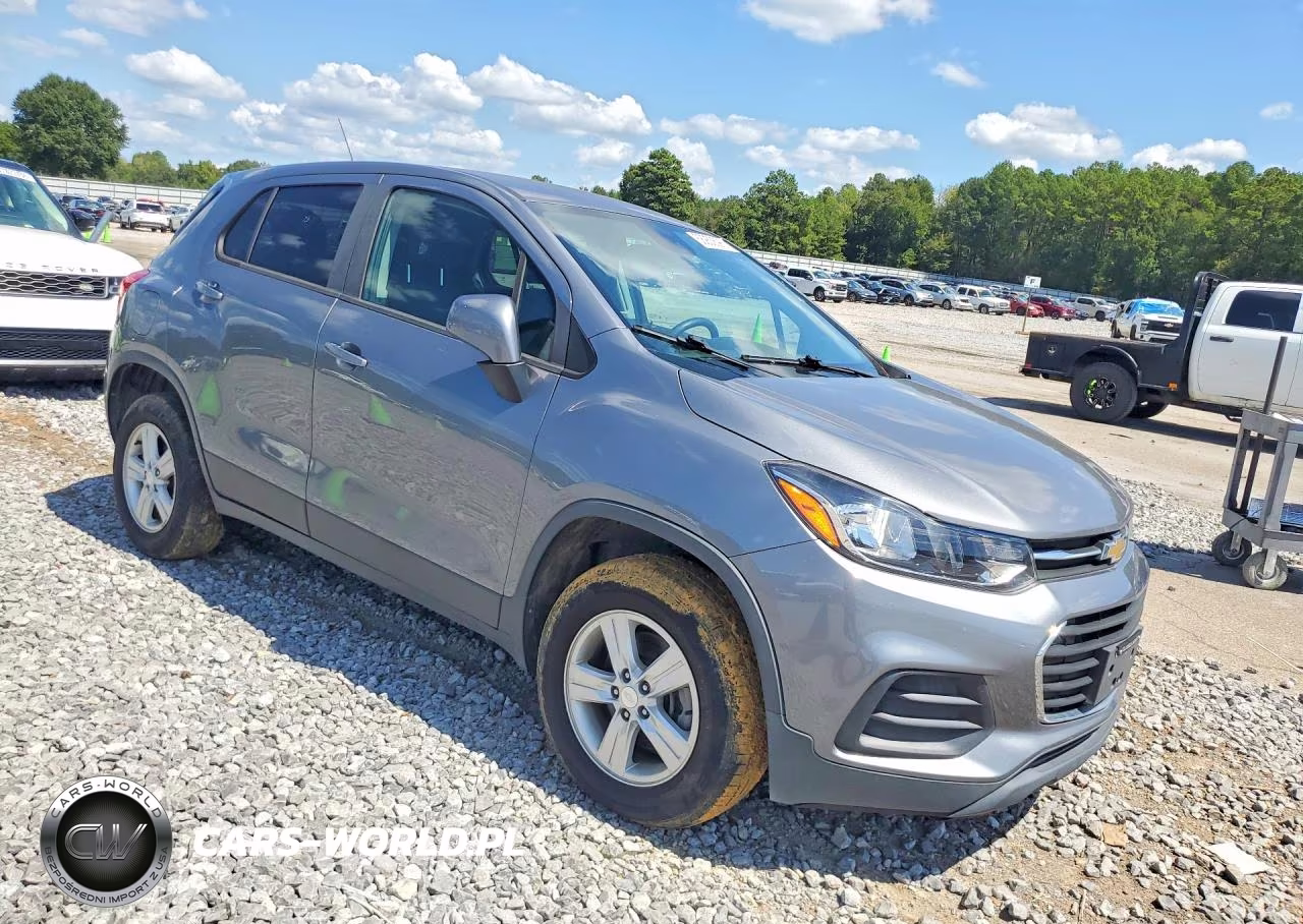 2020 Chevrolet Trax Ls VIN:3GNCJNSB8LL158672 - 4
