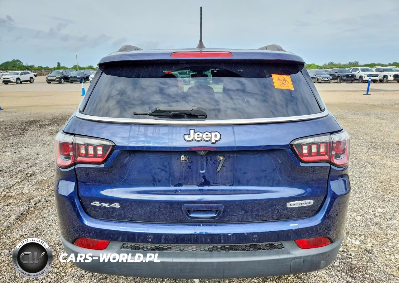 2018 Jeep Compass Latitude VIN:3C4NJDBB0JT255731 - 6