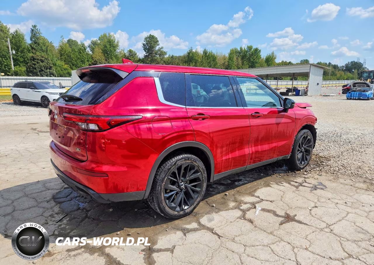 2023 Mitsubishi Outlander Se VIN:JA4J3UA86PZ031373 - 3