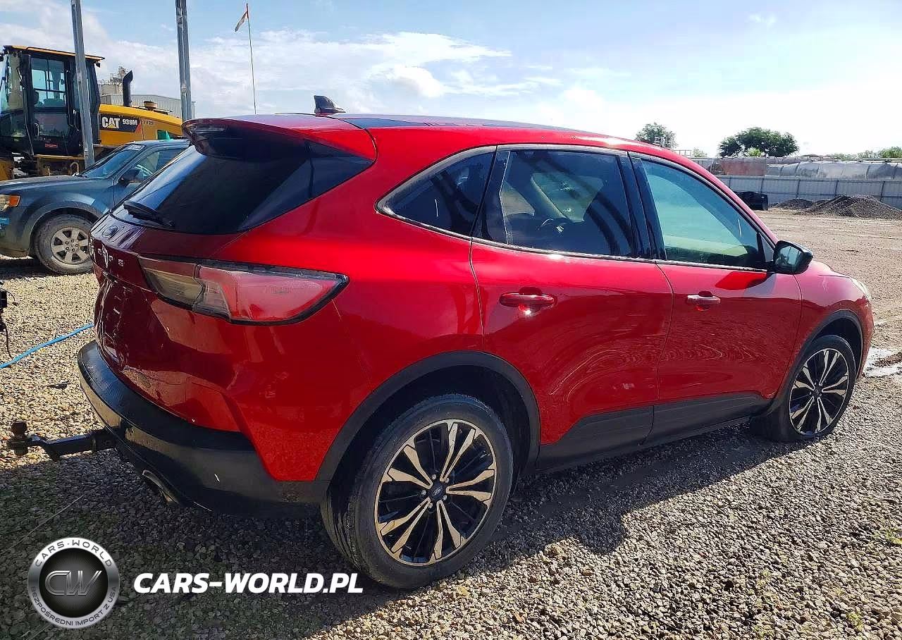 2021 Ford Escape Se VIN:1FMCU0G6XMUA17362 - 3