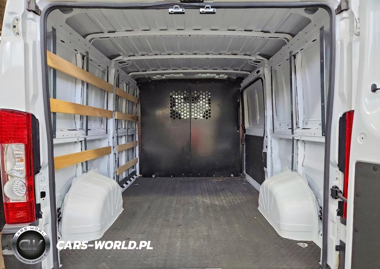 2026 Ram Promaster 2500 Delivery Van VIN:3C6LRVVG4TE169883 - 10