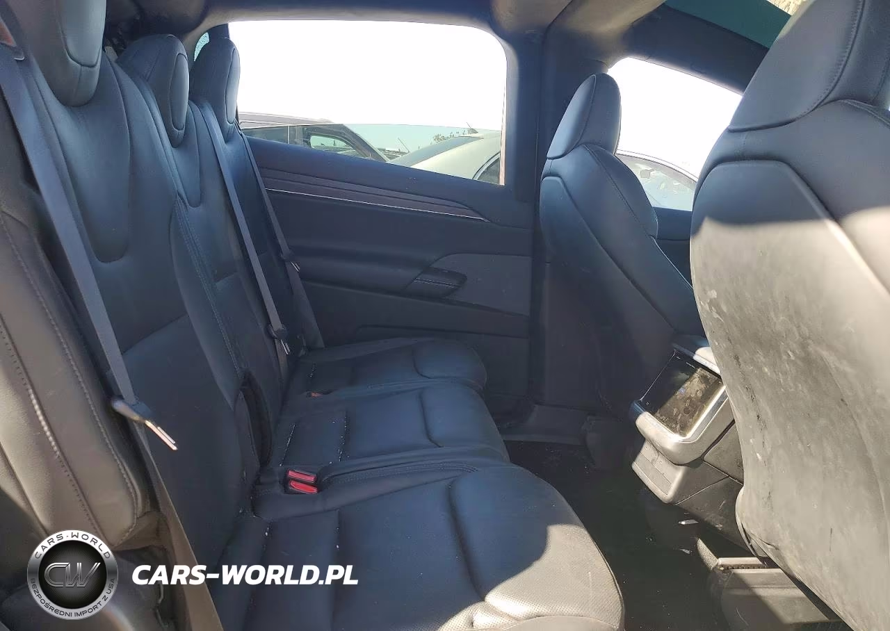 2023 Tesla Model X VIN:7SAXCDE57PF425618 - 11