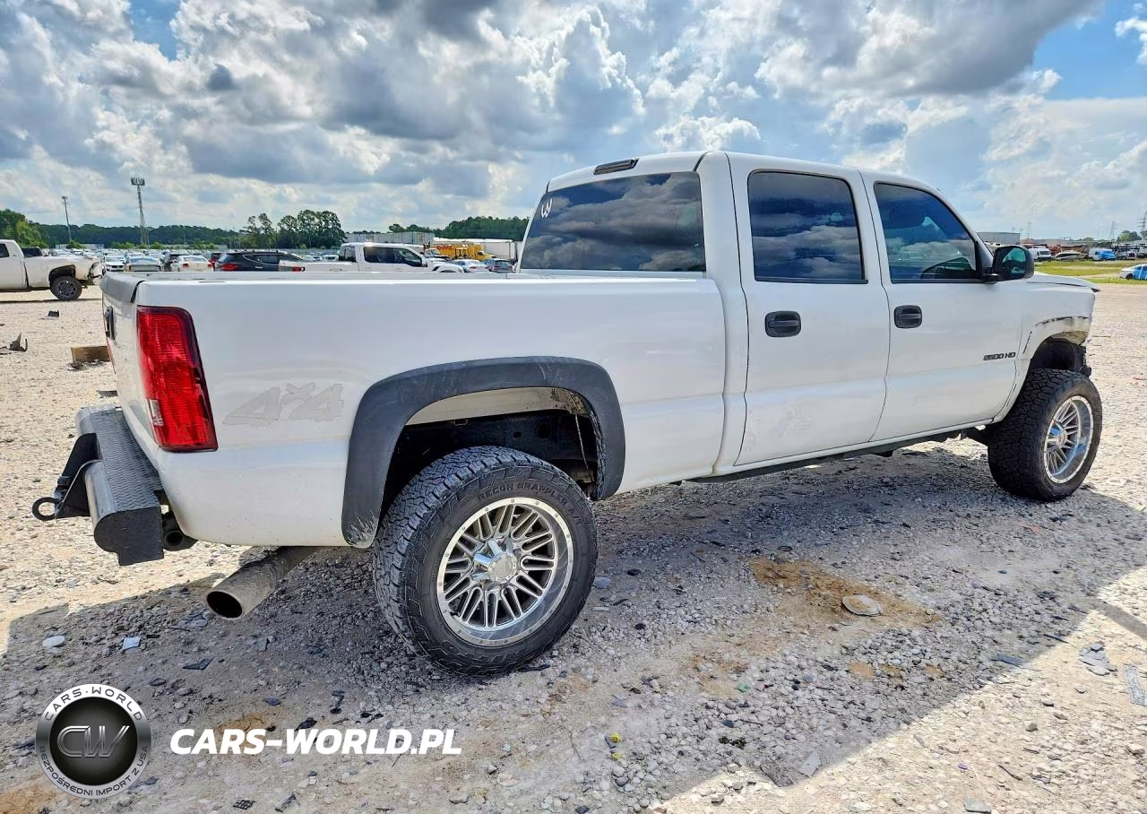 2006 Chevrolet Silverado K2500 Heavy Duty VIN:1GCHK23U96F186344 - 3