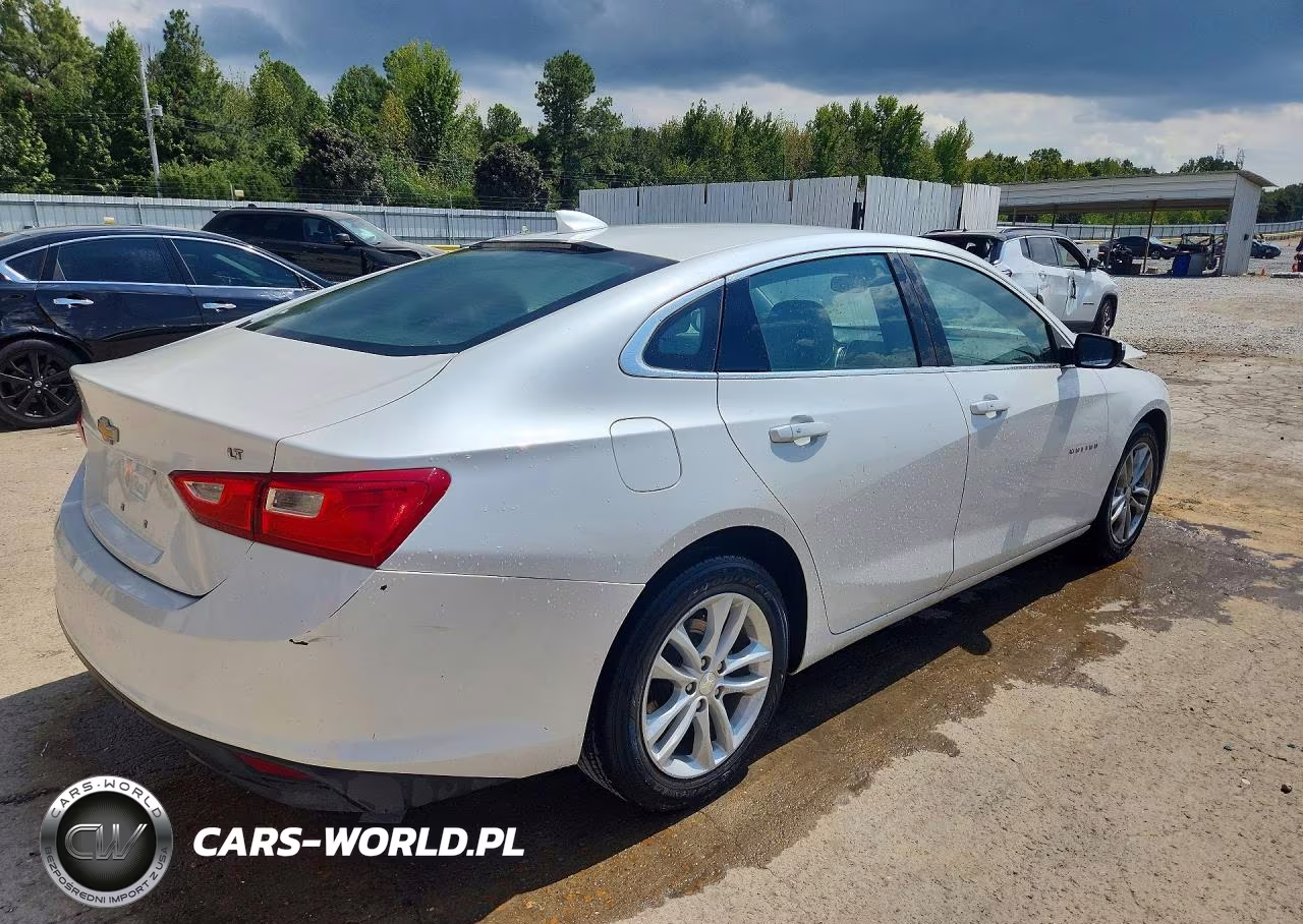 2017 Chevrolet Malibu Lt VIN:1G1ZE5ST8HF198504 - 3