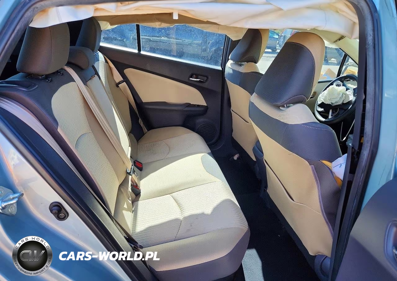2016 Toyota Prius Two VIN:JTDKBRFU8G3509571 - 11