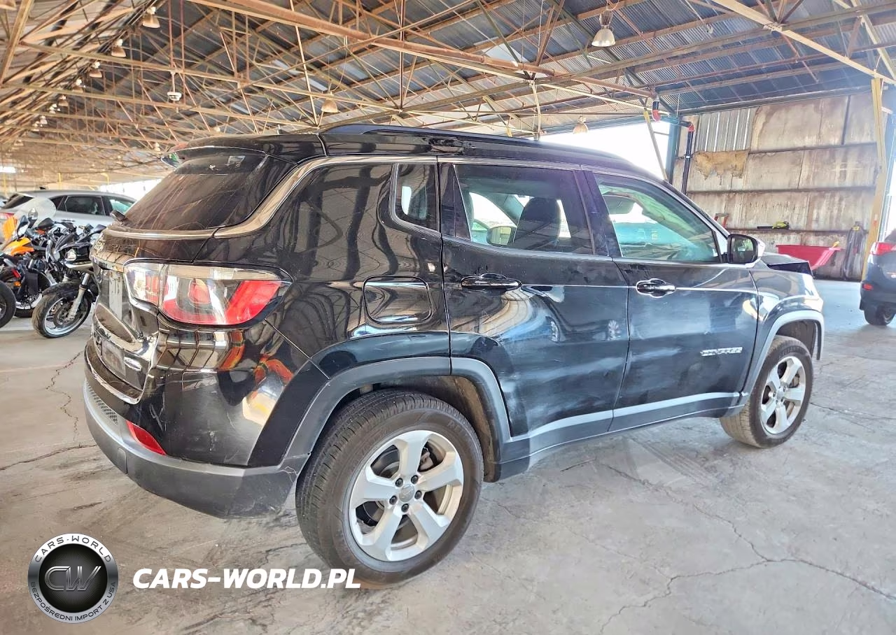 2017 Jeep Compass Latitude VIN:3C4NJDBB5HT641460 - 3