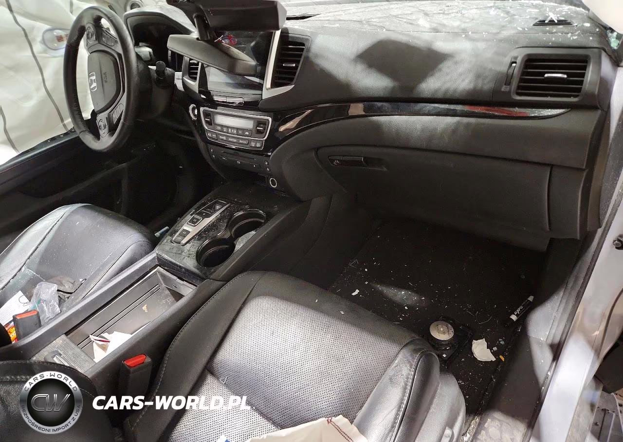 2018 Honda Pilot Elite VIN:5FNYF6H01JB031981 - 8