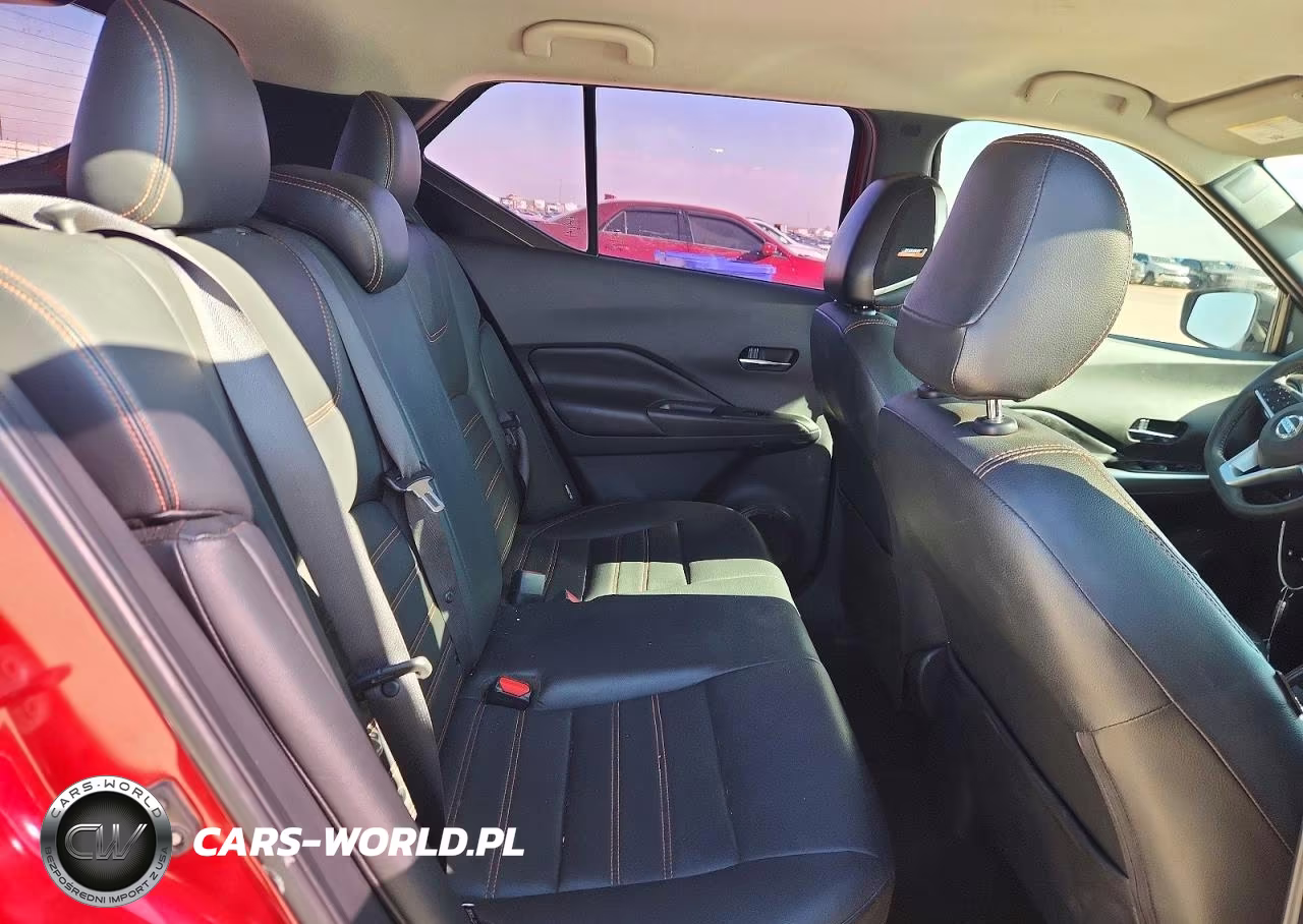 2020 Nissan Kicks Sr VIN:3N1CP5DV3LL500627 - 10