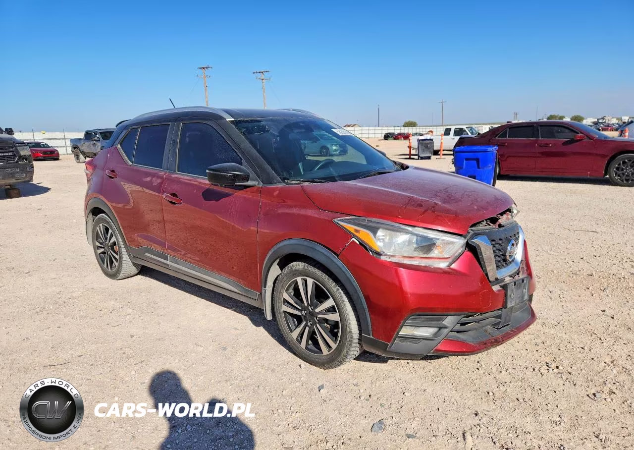 2020 Nissan Kicks Sr VIN:3N1CP5DV3LL500627 - 4