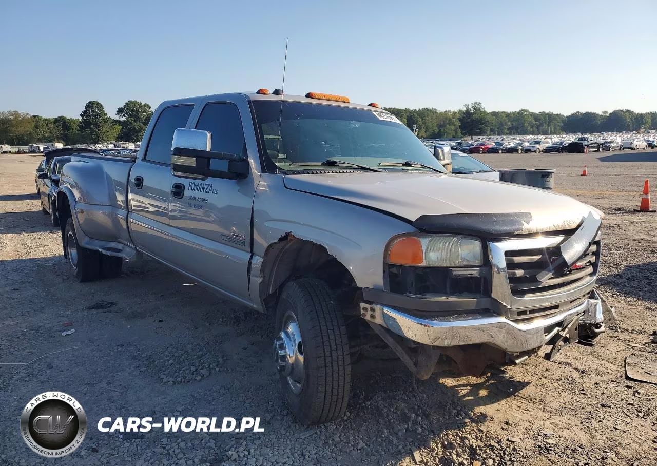 2005 GMC New Sierra K3500 VIN:1GTJK33225F923565 - 4