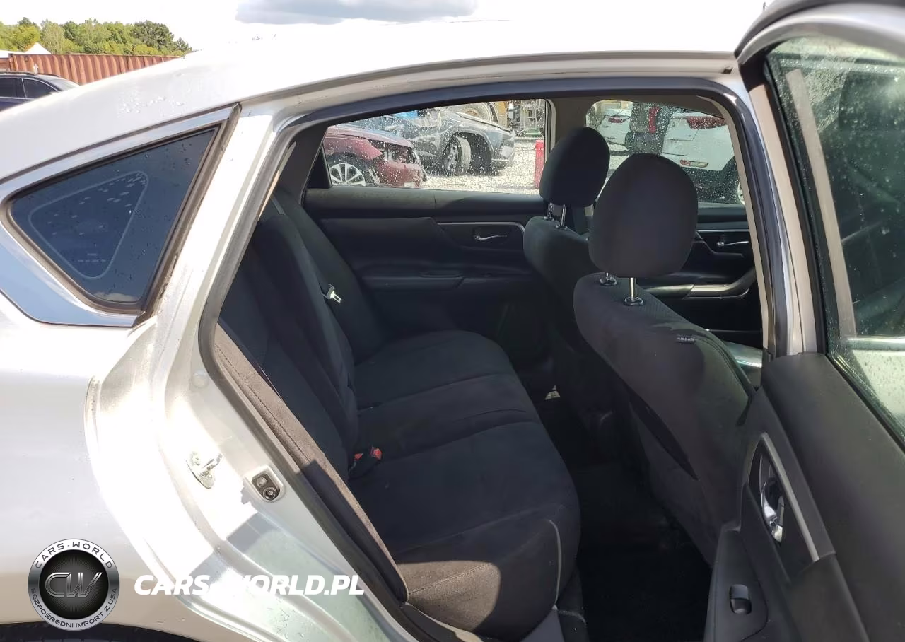 2015 Nissan Altima 2.5 VIN:1N4AL3AP6FC263941 - 10