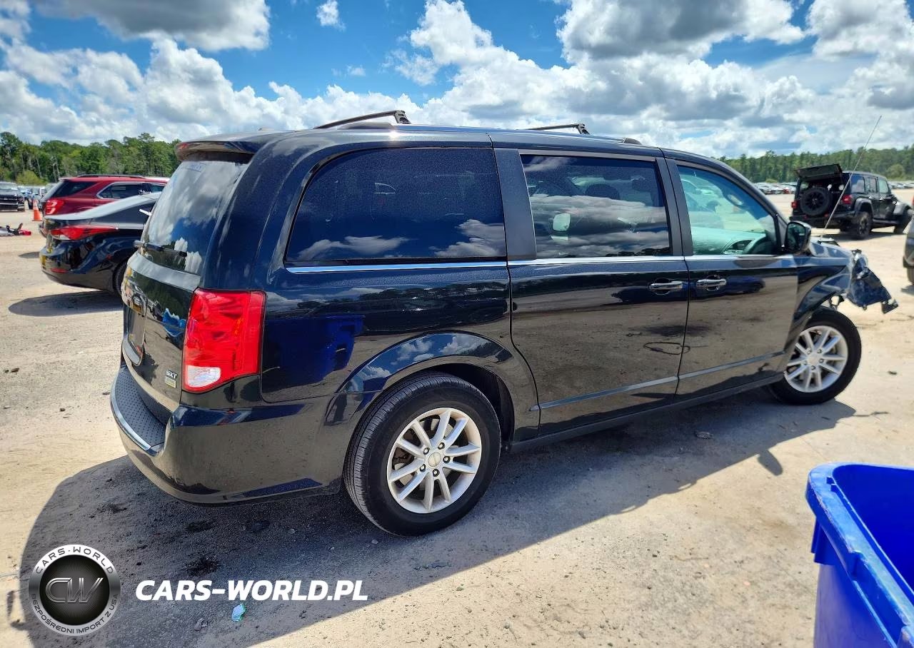 2019 Dodge Grand Caravan Sxt VIN:2C4RDGCG8KR619628 - 3