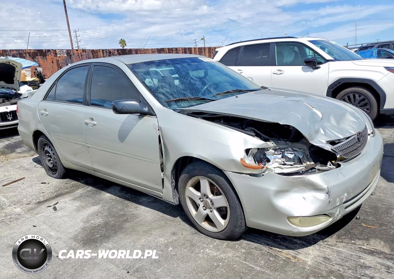2003 Toyota Camry Se VIN:JTDBE32K030244536 - 4