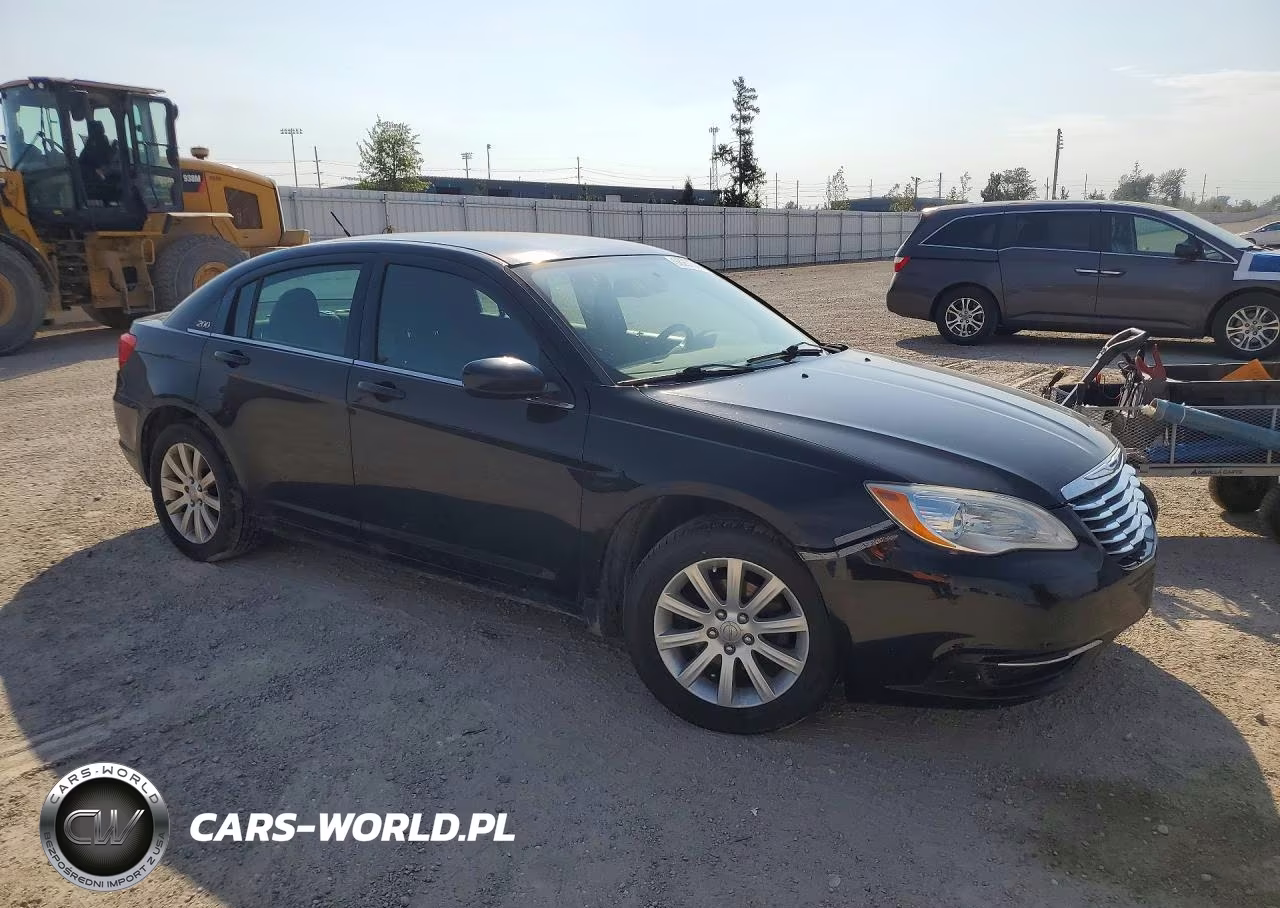 2011 Chrysler 200 Touring VIN:1C3BC1FB8BN606574 - 4