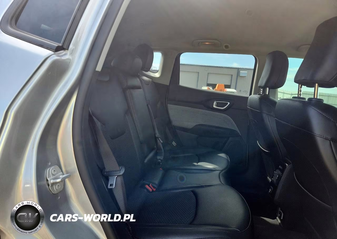 2022 Jeep Compass Latitude VIN:3C4NJDBB9NT165631 - 11