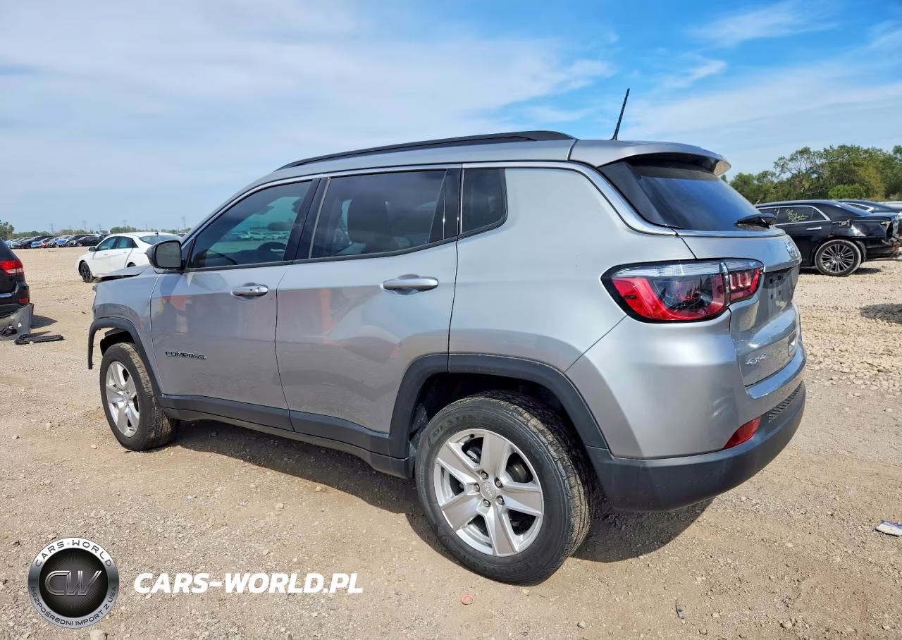 2022 Jeep Compass Latitude VIN:3C4NJDBB9NT165631 - 2