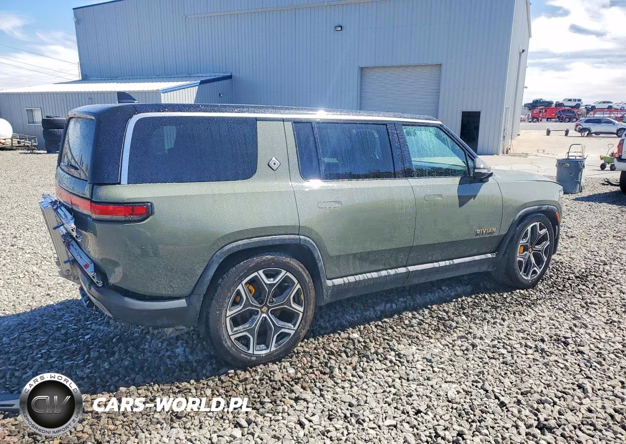 2023 Rivian R1S Launch Edition VIN:7PDSGABL7PN004344 - 3