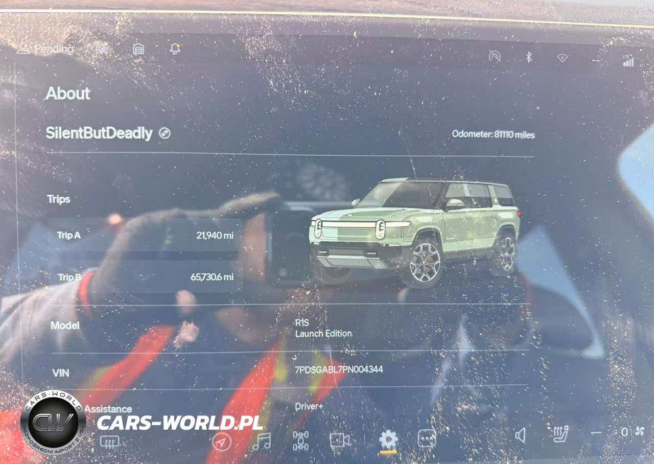 2023 Rivian R1S Launch Edition VIN:7PDSGABL7PN004344 - 9