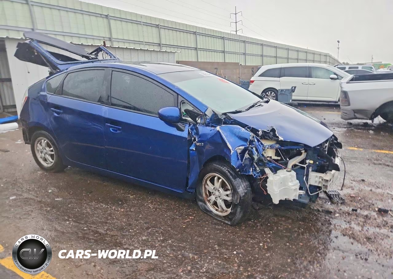 2011 Toyota Prius Two VIN:JTDKN3DU2B1471461 - 4