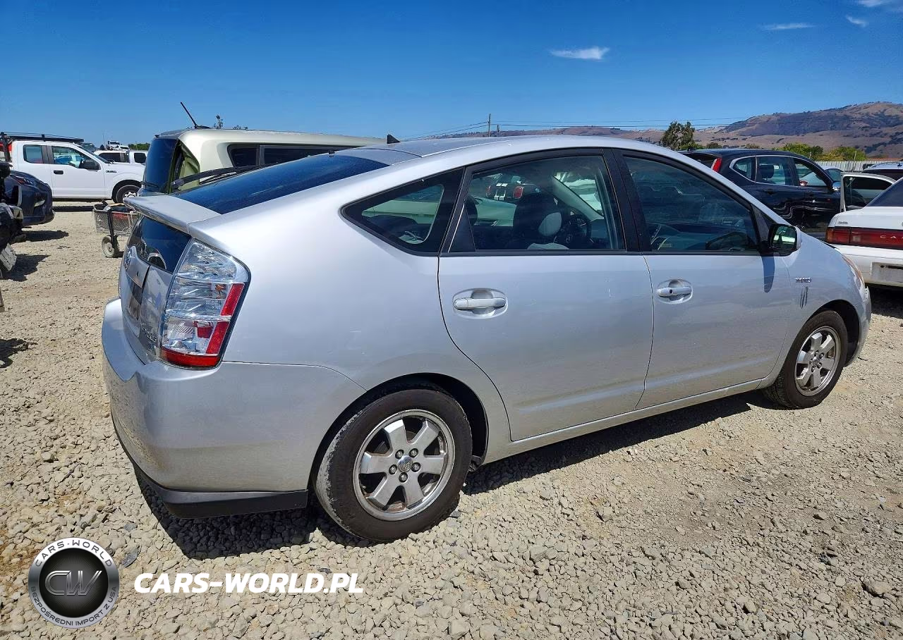 2008 Toyota Prius Base VIN:JTDKB20U987733331 - 3