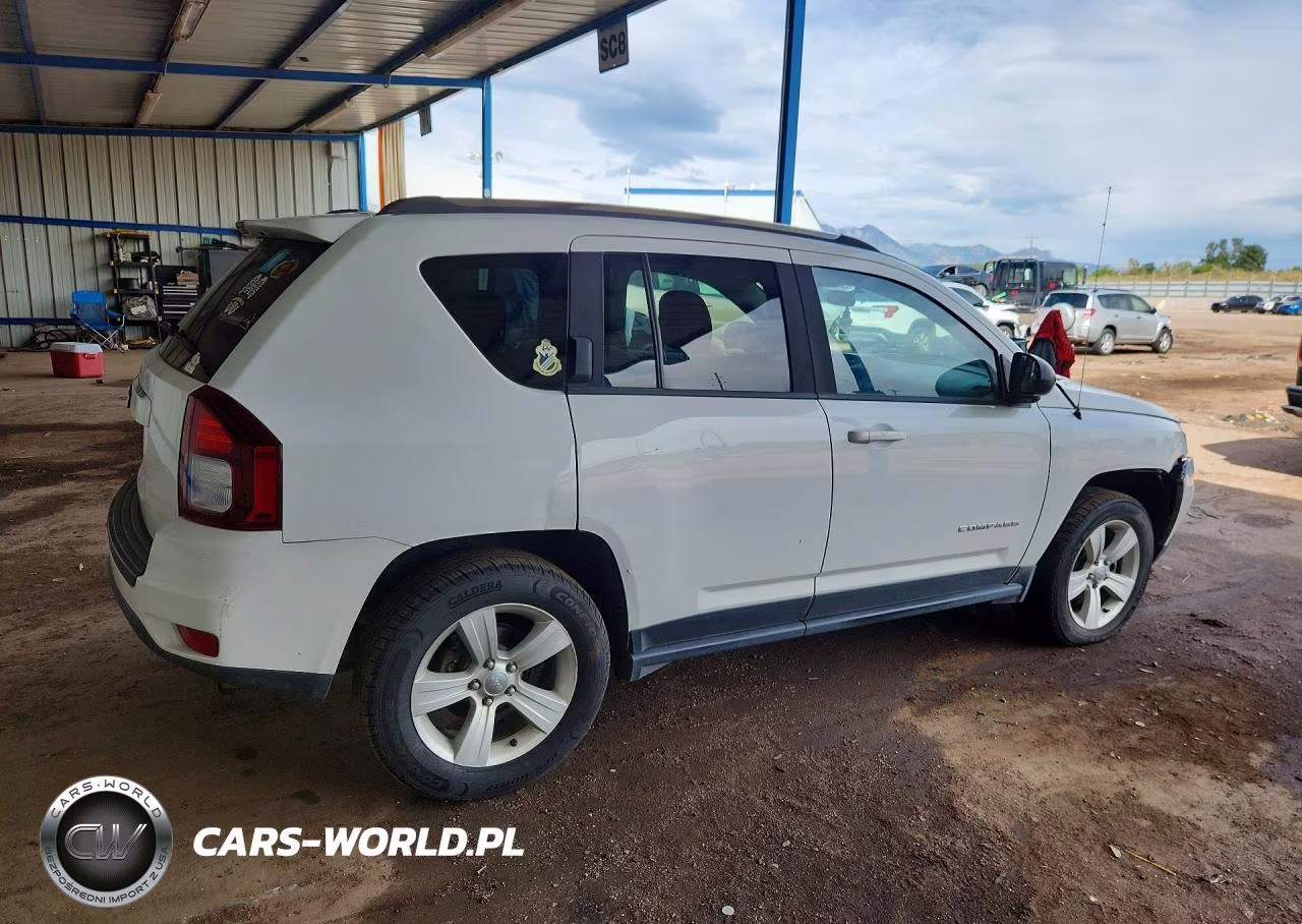 2014 Jeep Compass Sport VIN:1C4NJDBB1ED828227 - 3