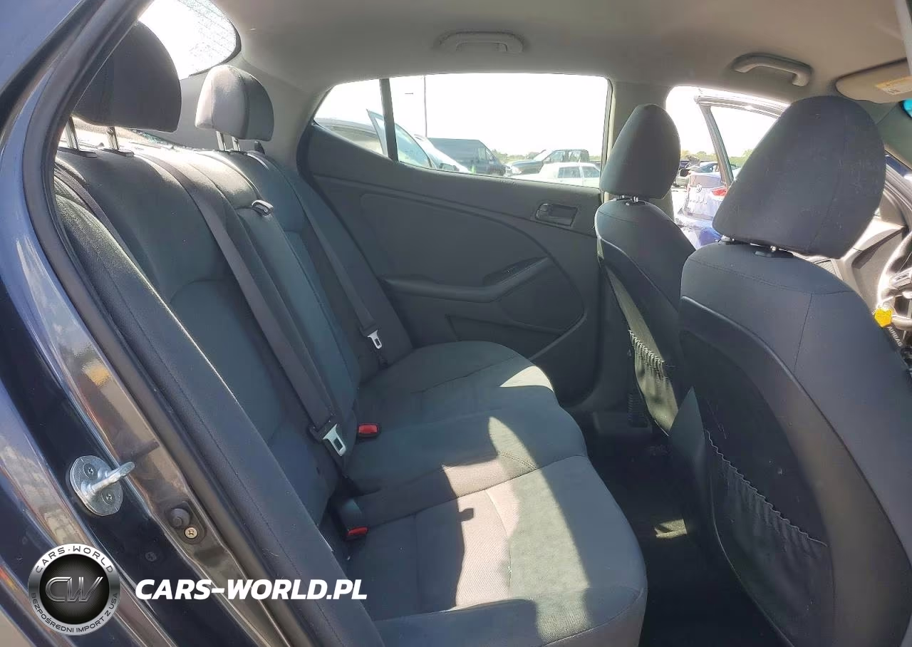 2015 Kia Optima Lx VIN:KNAGM4A74F5646642 - 10