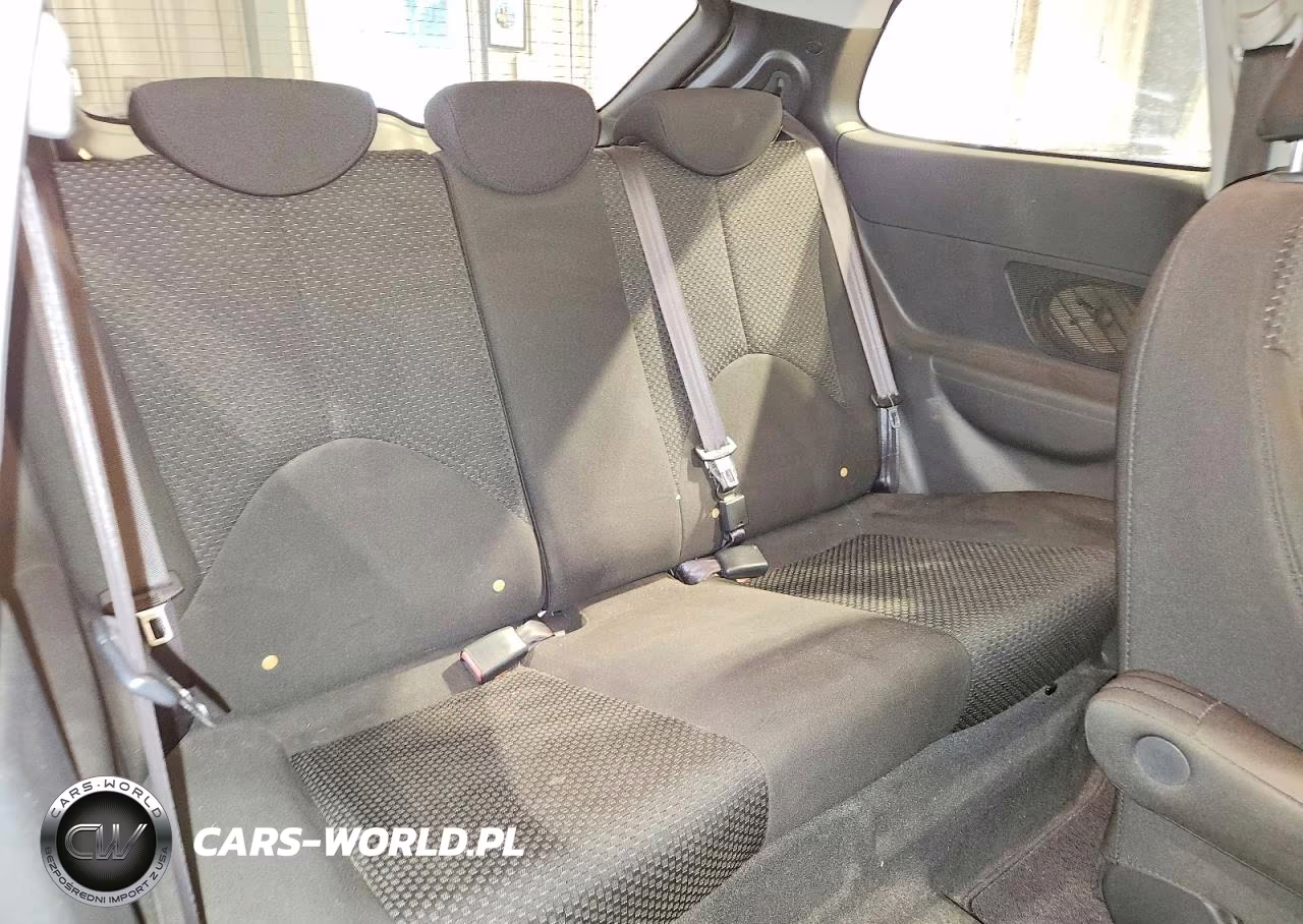 2010 Hyundai Accent Gs VIN:KMHCM3AC9AU167331 - 10