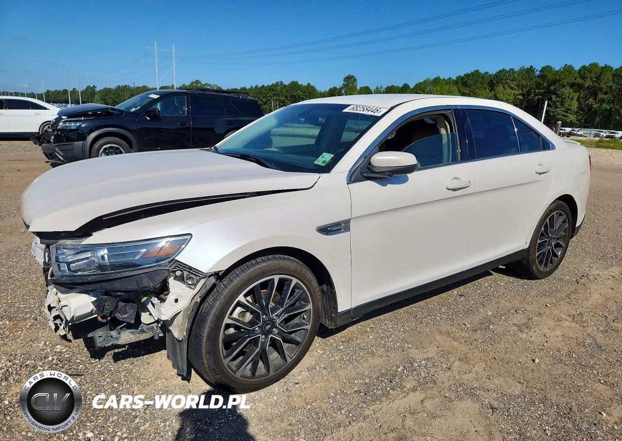 2018 Ford Taurus Sel