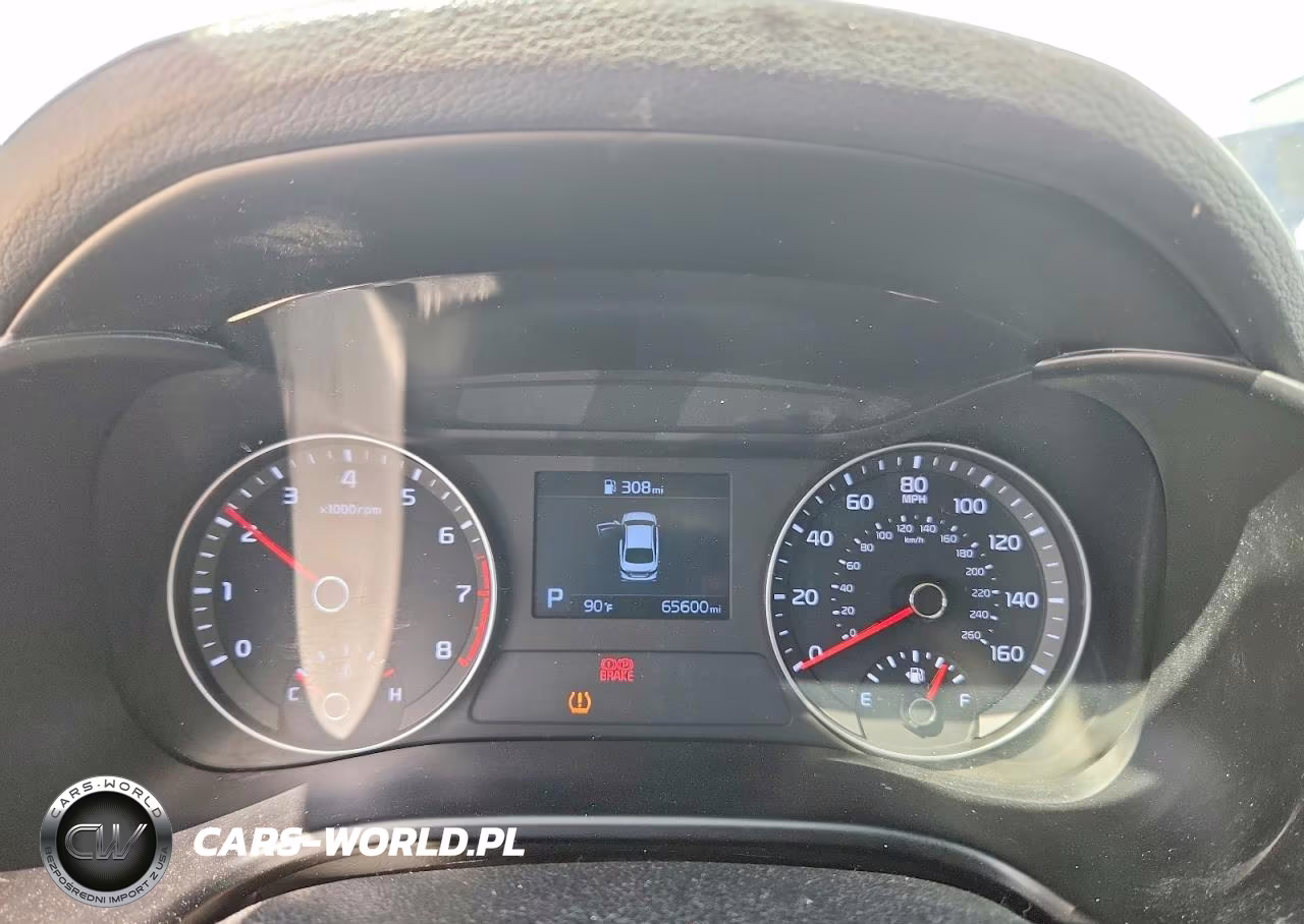 2019 Kia Forte Lxs VIN:3KPF24AD3KE135450 - 9