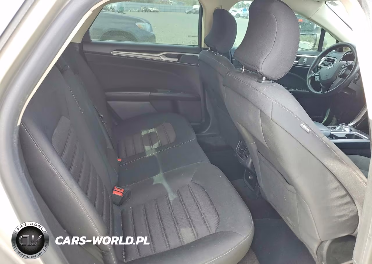 2019 Ford Fusion Se VIN:3FA6P0HDXKR152020 - 10