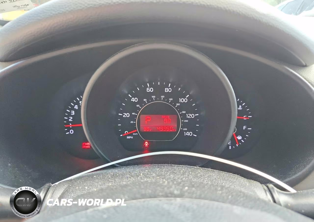 2016 Kia Soul + VIN:KNDJP3A50G7851440 - 9
