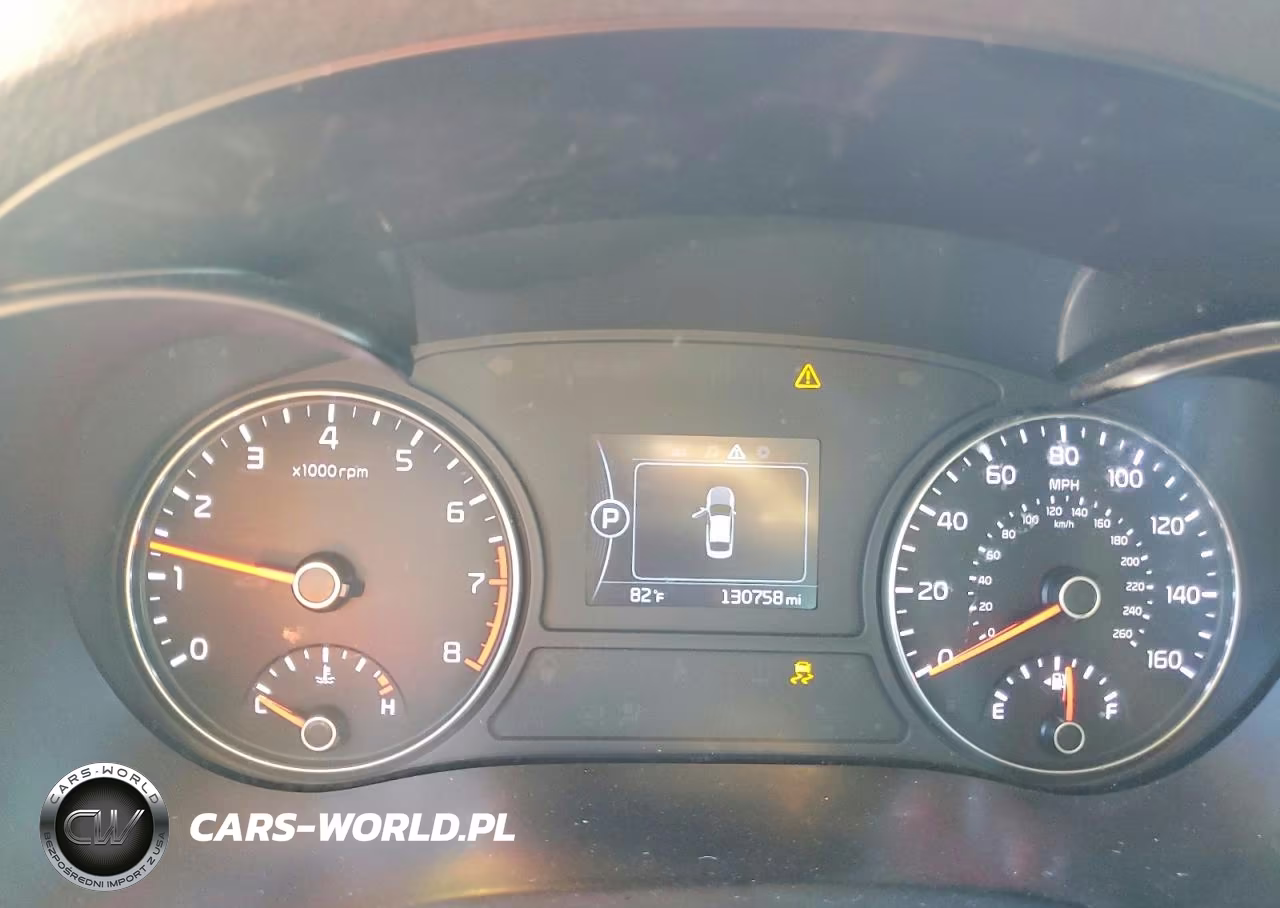 2018 Kia Optima Lx VIN:5XXGT4L30JG254407 - 9