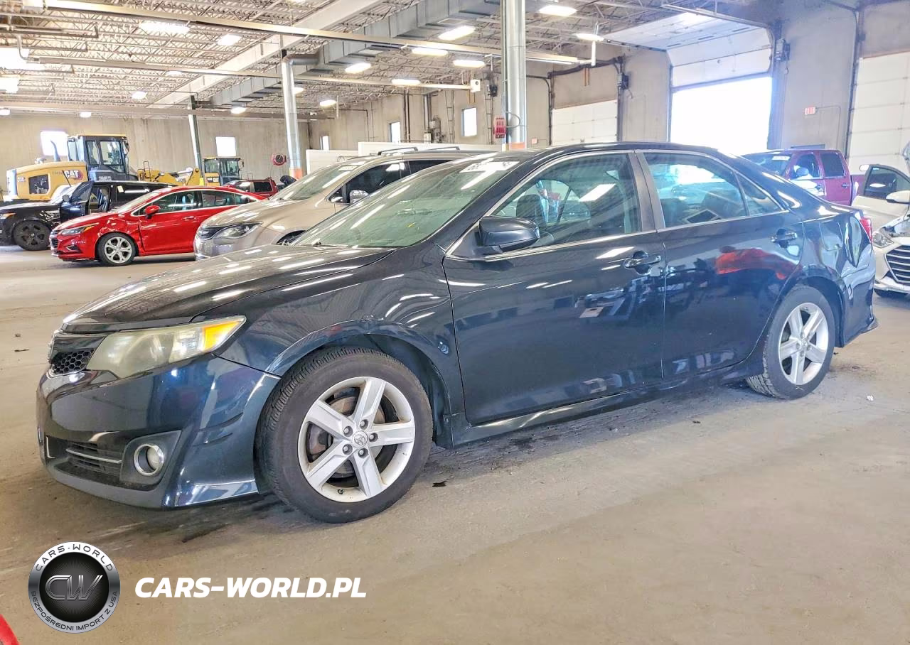 2014 Toyota Camry Se VIN:4T1BF1FK2EU319594 - 1