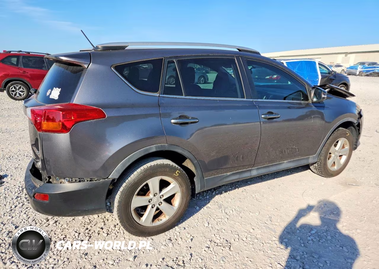 2014 Toyota Rav4 Xle VIN:2T3WFREV7EW110810 - 3