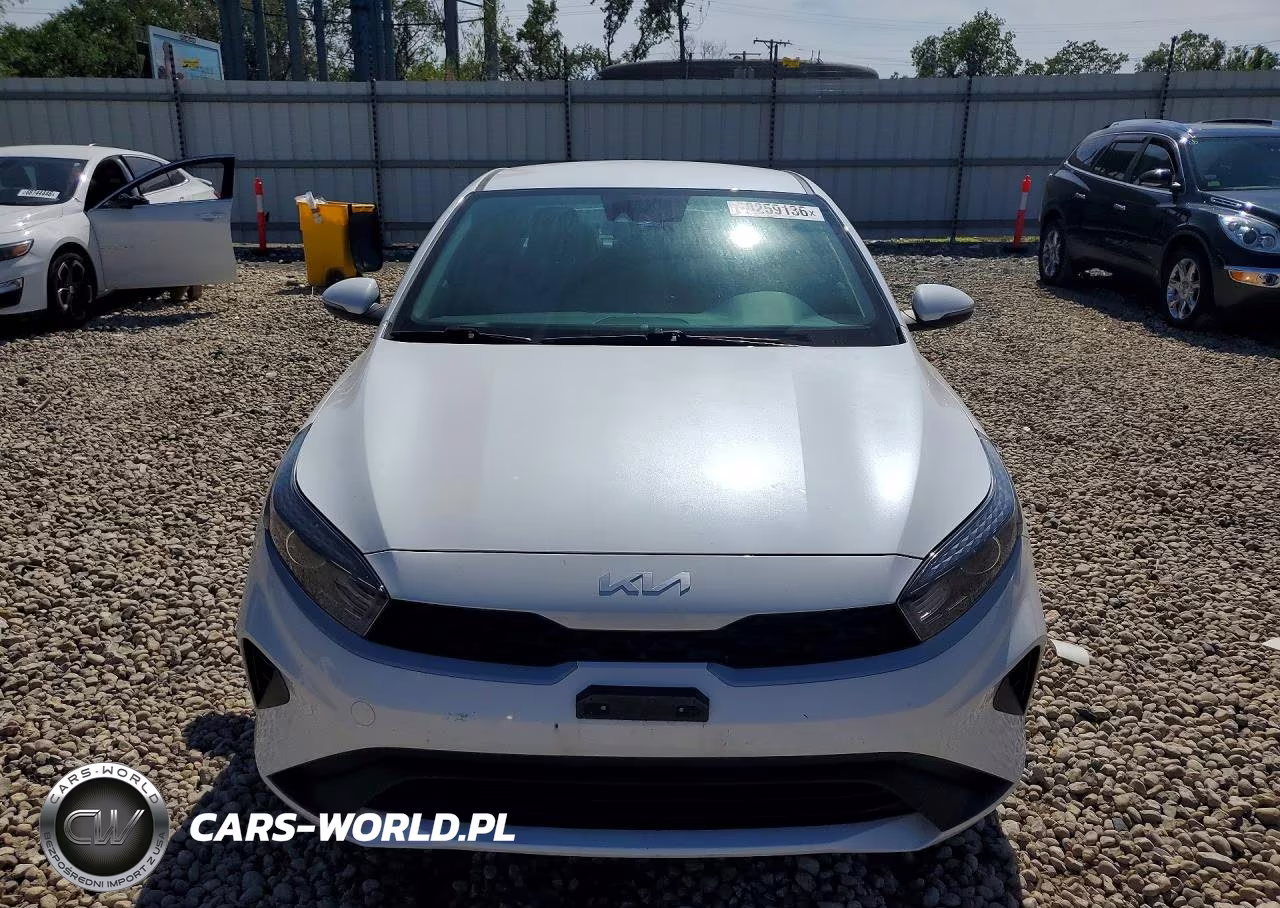 2024 Kia Forte Lxs VIN:3KPF24AD2RE839925 - 5