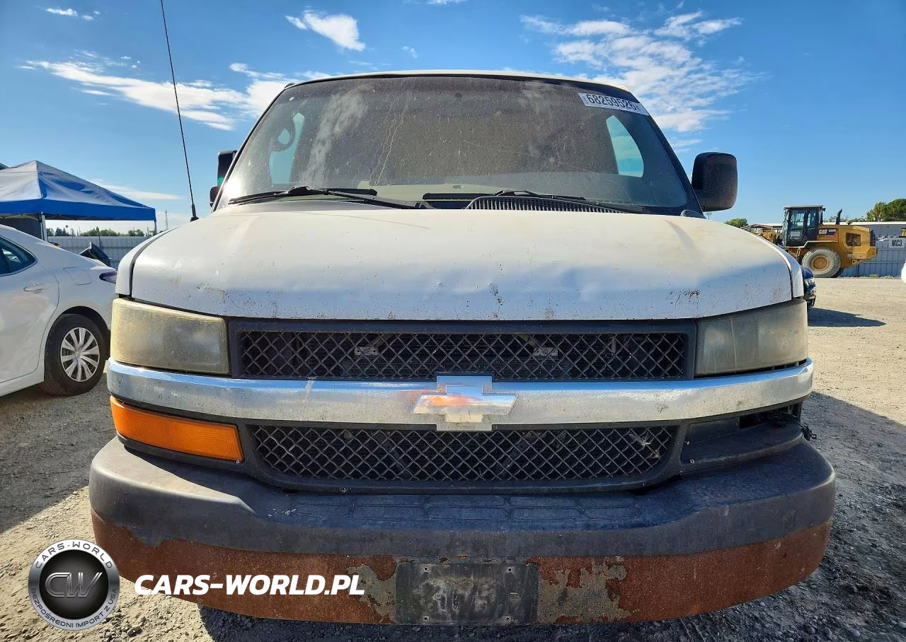 2014 Chevrolet Express G3500 VIN:1GCZGTCA6E1121643 - 5