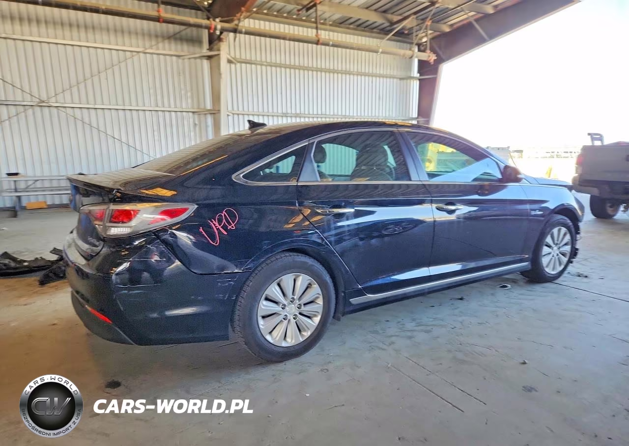 2016 Hyundai Sonata Hybrid Se VIN:KMHE24L16GA037047 - 3